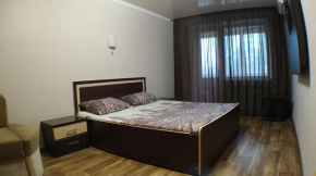 Апартаменты в центре Металлургов 27 KR Apartments